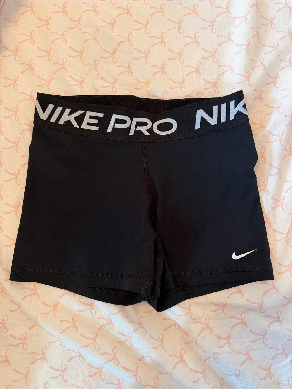 Black Nike Pros